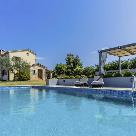 Istria Moderna In Muntic Villa Pula