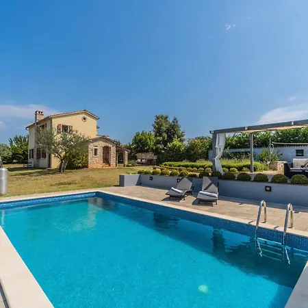 Villa Istria Moderna In Muntić Pula