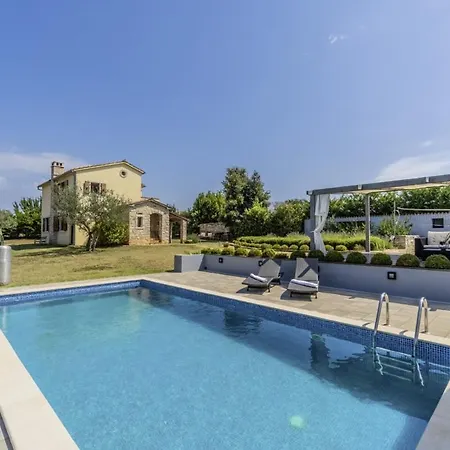 Villa Istria Moderna In Muntić Pula